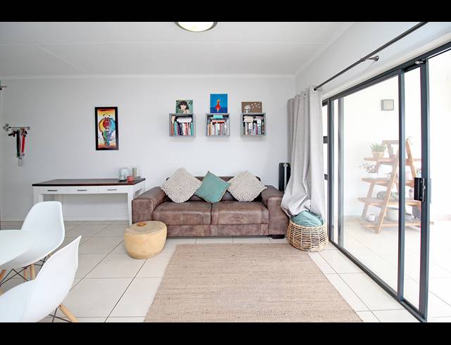 1 BEDROOM APARTMENT FOR SALE IN GREENSTONE HILL